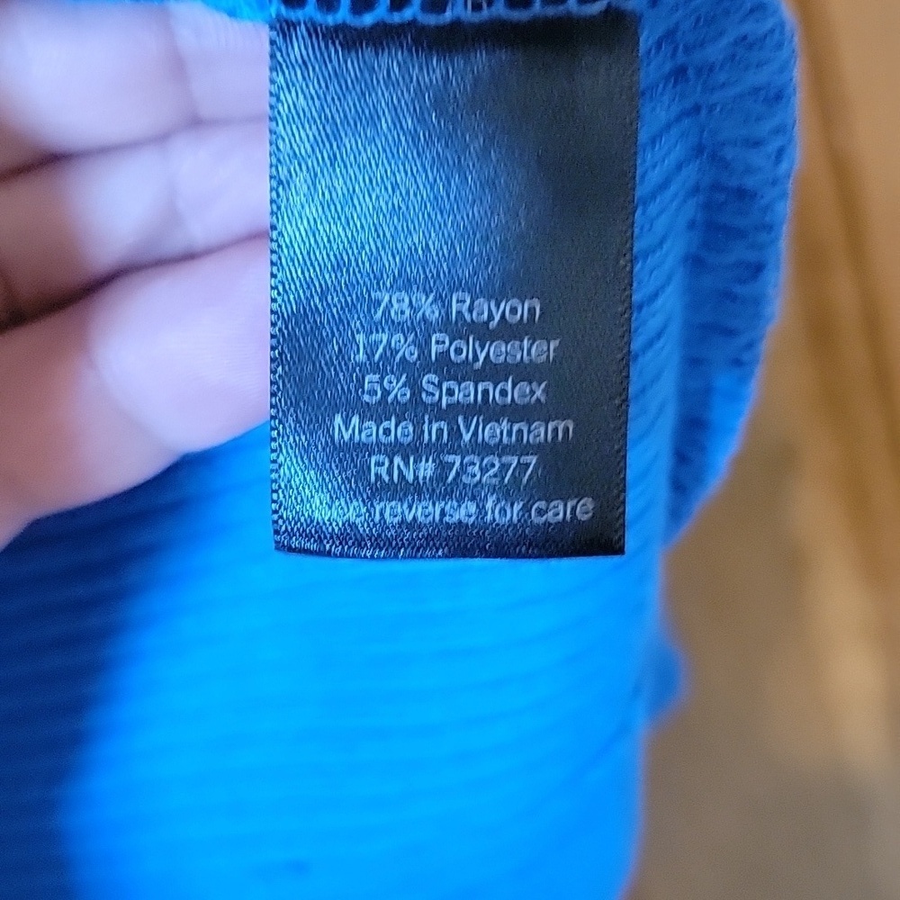 Vibrant Blue Ribbed Sweater - Picture 4 of 4